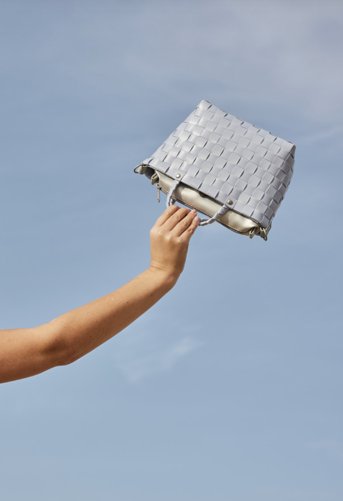 Handedby-houseofiam-2