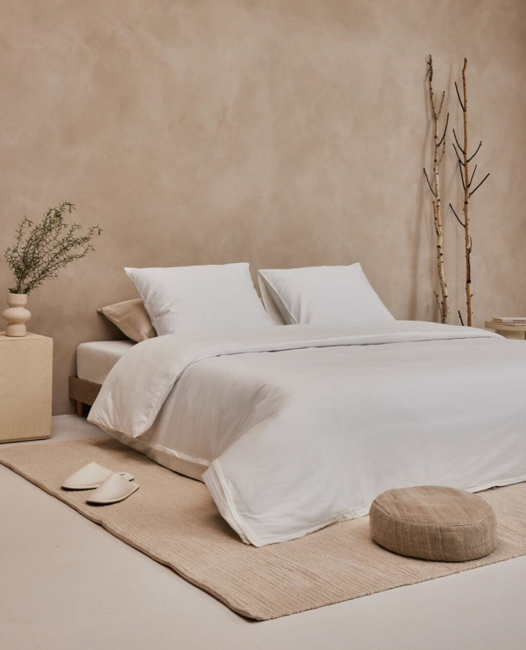 Instagram post from houseofiam_. This post is in position 3.