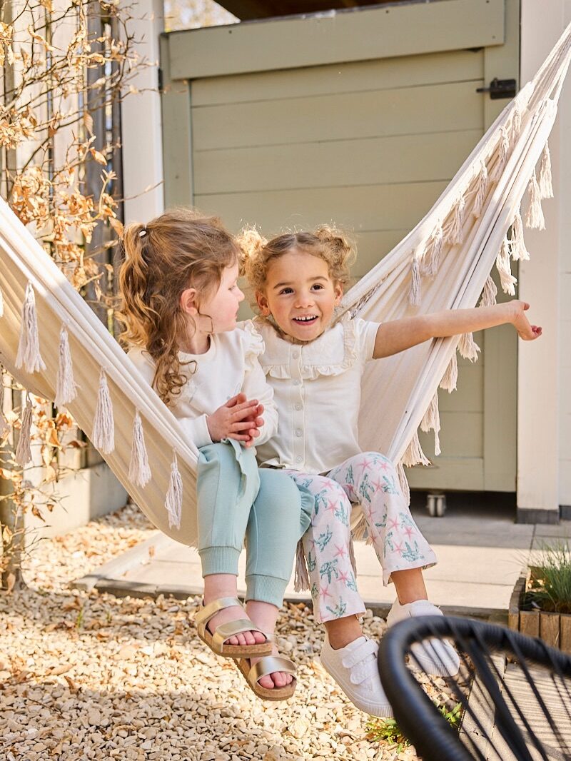 Instagram post from houseofiam_. This post is in position 10.