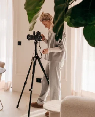 Instagram post from houseofiam_. This post is in position 4.