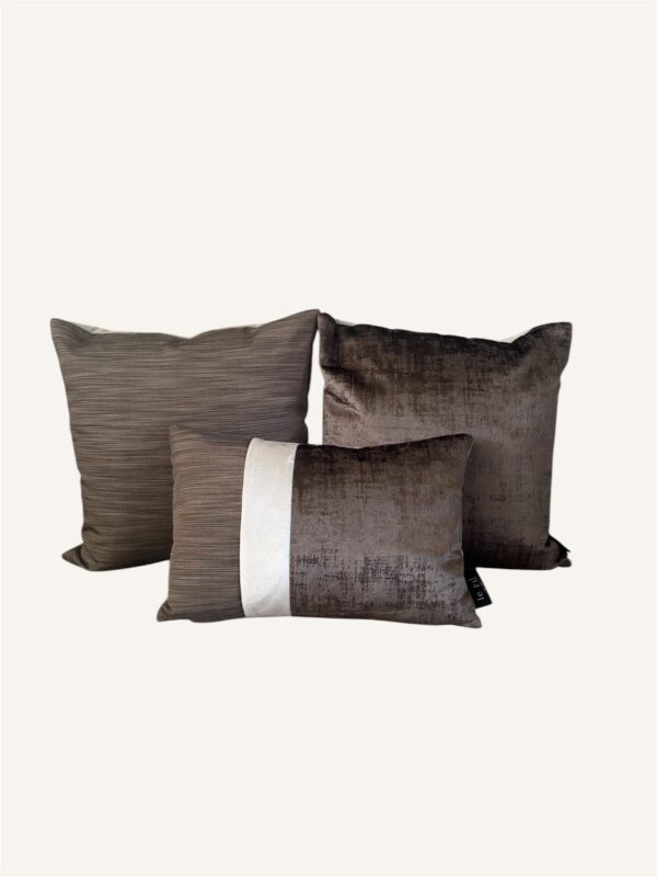 Sierkussen set Joanne bruin – Luxe velours kussens met bies